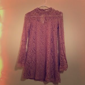 Women’s lace shirt